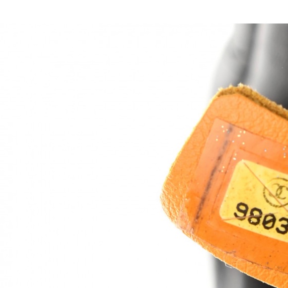 CHANEL Calfskin Quilted Large Cambon Bag in Black with CC in Gray - Picture 8 of 10